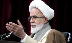 ابعاد پنهان جنگ اقتصادی از زبان امام جمعه کرمانشاه