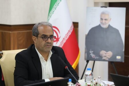 اجرای طرح «قاضی مدرسه» در 142 مدرسه استان کرمان؛ آموزش حقوقی بیش از 20 هزار دانش‌آموز