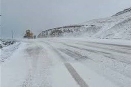 برف و باران شدید در گردنه کفنوئیه؛ کولاک، سیلاب و اختلال زیرساخت‌ها در بافت