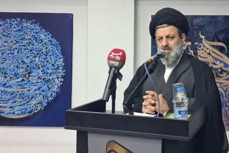 جوان مؤمن انقلابی باید در میدان مطالعه مجاهد باشد