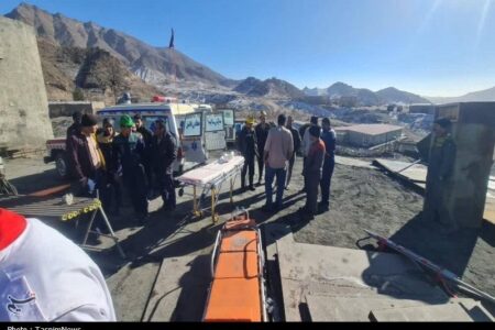 ریزش معدن بافق؛ 24 کارگر ‌محبوس شدند