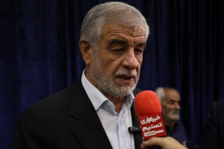 معادن استان باید به مردم یزد واگذار شود