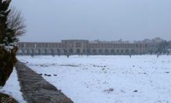 ورود سامانه سرد و بارشی به اصفهان؛ بارش برف و باران و کاهش دما از فردا