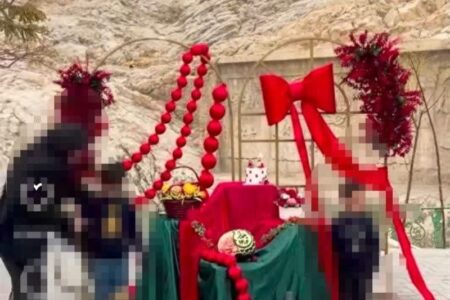 چشمه‌علی آتلیه عکاسی نیست؛ چه کسی مجوز پنهان‌کردن کتیبه ثبت ملی پشت دکور یلدا را داد؟