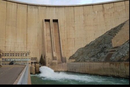 کاهش 80 درصدی ذخیره سد زاینده‌رود/فقط 9 درصد سد آب دارد