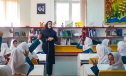 آغاز به‌کار مدارس آوج با یک ساعت تأخیر/ادارات استان تعطیل نیست