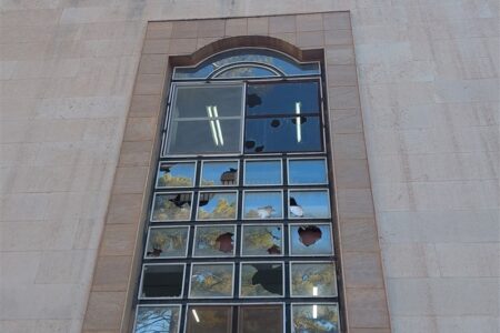 شب آرام شهرستان گناباد/ اغتشاشگران رو به شعارنویسی آوردند