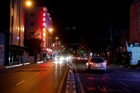 یک‌شنبه‌شب آرام در ایران‌/ مردم فتنه “اغتشاشگران مسلح” را خنثی کردند