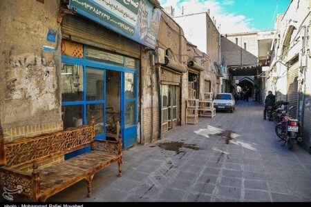 آغاز ساماندهی صنوف مزاحم برای احیای هویت تاریخی بازار کهنه قم
