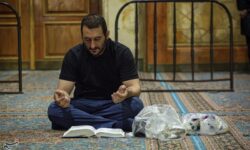 احیای شب نیمه شعبان در مساجد و امامزادگان قزوین