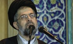 امام‌جمعه شهر ری: دشمن با جنگ نرم به دنبال آلوده‌سازی نسل جوان است