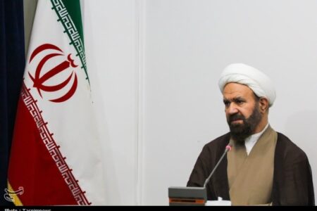 انقلاب اسلامی ایران از مرزهای خود فراتر رفت و جهانی شده است