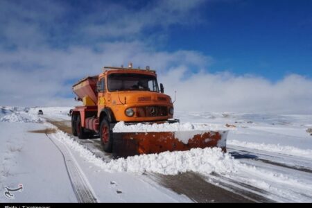 برف‌روبی بیش از 11 هزار کیلومتر در محورهای فارس