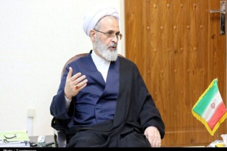 توسعه صادرات و سرمایه‌گذاری کلید حل مشکلات اقتصادی کشور
