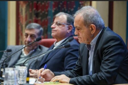 حاشیه‌نگاری سفرپزشکیان به گلستان؛از غیبت وزرا تا انتقاد به اصلاح‌طلبان
