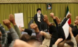 حمایت قاطع 400 سرطایفه شیعه و سنی از امام خامنه‌ای