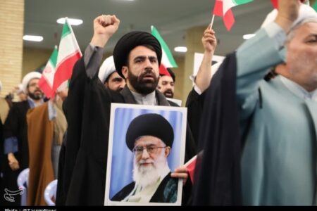 حوزویان آذربایجان‌غربی اهانت به قرآن را محکوم کردند