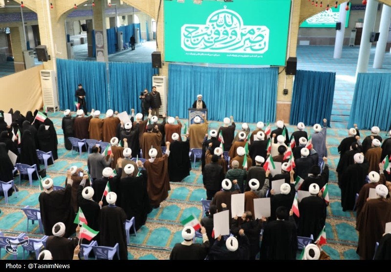 حوزویان آذربایجان‌غربی اهانت به قرآن را محکوم کردند