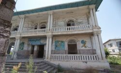 داستان غم‌انگیز یک بنای قاجاری؛ “تجارتخانه روس‌‌” بنای متروکه شد