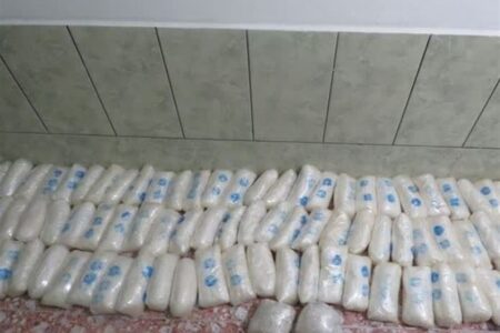 دستگیری اعضای باند مواد مخدر در سمنان
