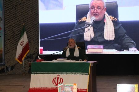 دشمن به دنبال جنگ ترکیبی و آشوب است