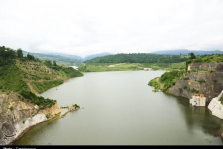 شاهکار 2200 تنی مهندسان ایرانی بر فراز سد گلورد؛ گره 65 روستا باز شد