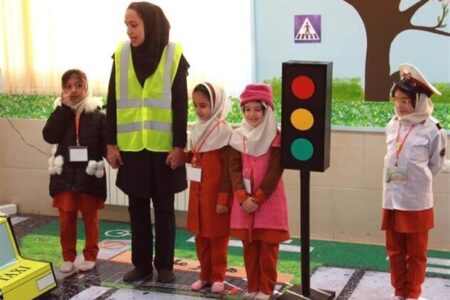 مدارس پرخطر یزد زیر چتر آموزش‌های ایمنی قرار گرفتند