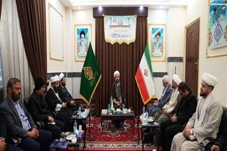 هرجا از مسجد فاصله گرفتیم، ضرر کردیم/ مساجد ستون انقلاب اسلامی‌اند