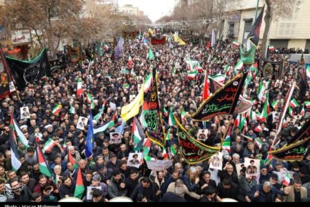 اردبیلی‌ها کفن‌پوش آمدند