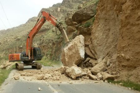 انجام 502 عملیات ریزش‌برداری پس از بارش‌ها در جاده‌های استان ایلام