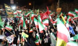بیست‌ونهمین شب ایستادگی یاسوجی‌ها پای کار ایران اسلامی+تصاویر