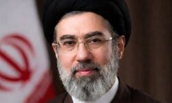 بیعت جامعه مدرسین حوزه علمیه اهل سنت تایباد با آیت‌الله مجتبی خامنه‌ای