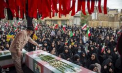 تشییع 5 شهید جنگ رمضان در سالروز ضربت خوردن امام علی (ع)