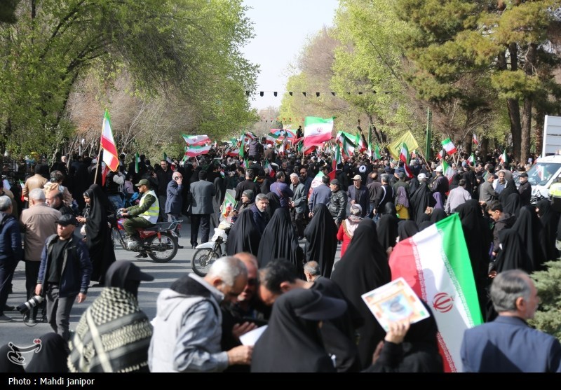 تشییع شهدای جنگ رمضان در اصفهان؛شکوه مقاومت و وفاداری