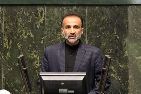 تنگه هرمز در مرکز توجه مجلس/ ابزار راهبردی را به قدرت تبدیل می‌کنیم