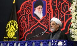جاسوسان و منافقان باید با شدیدترین احکام مجازات شوند