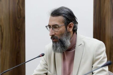 جنگ روایت‌ها در جریان است/تلاش دشمن برای القای پرهزینه بودن مقاومت
