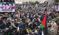 حضور مردم اصفهان در راهپیمایی روز قدس در هوای بارانی +عکس