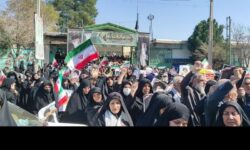 خروش چندباره مردم خرم‌آباد؛ میدان شهر لبریز ازمردمی که برای رهبر آمدند