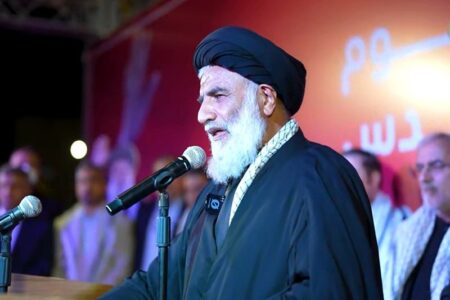 خون کودک شهید بهبهان سند جنایت نظام سلطه است