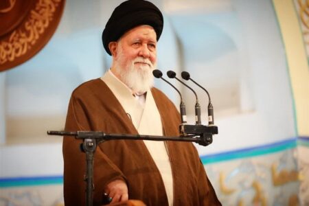 رهبر آینده امت باید مسیر ریل‌گذاری شده رهبر شهید را ادامه دهد