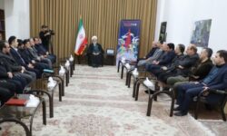 شهادت رهبر انقلاب همگان را مکلف‌تر و بیدارتر کرد