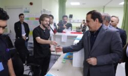قدردانی استاندار ایلام از کادر درمان و تأکید بر رفع چالش‌ها