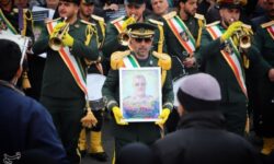 مزار سپهبد شهید پاکپور زیارتگاه عاشقان در دهسد خنداب+عکس