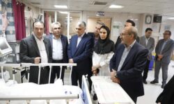 معاون وزیر‌ بهداشت:‌ کارکنان نظام سلامت در خط مقدم خدمت قرار دارند
