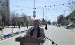 ملت ایران در میدان ایستاده، دشمن حیران و پشیمان