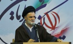 نبویان: پایگاه‌های نظامی آمریکا را در منطقه نابود خواهیم کرد