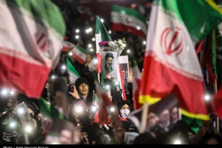 وحدت ملی، دشمن‌شناسی و تلاش مضاعف، کلید پیروزی ملت ایران است