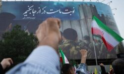 وحدت و انسجام ملی کلید پیروزی است