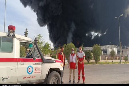 3 مصدوم در آتش‌سوزی کارخانه گنبد/عملیات اطفا ادامه دارد